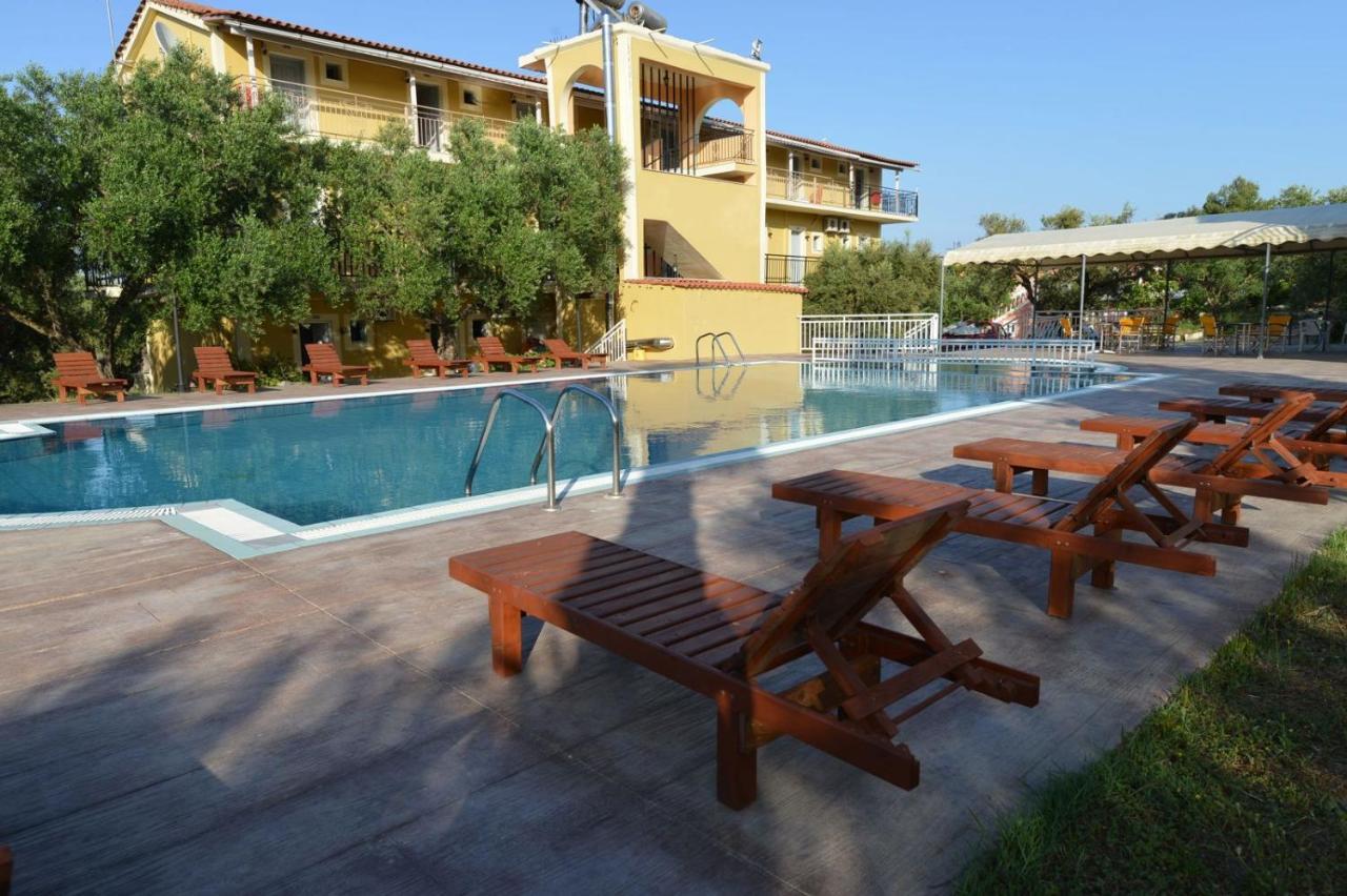 Alta Vista Hotel Plános Buitenkant foto
